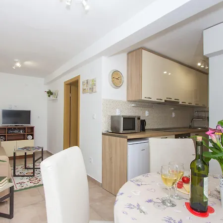 Shiny Apartamento
