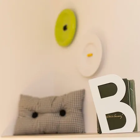 Apartament Shiny *