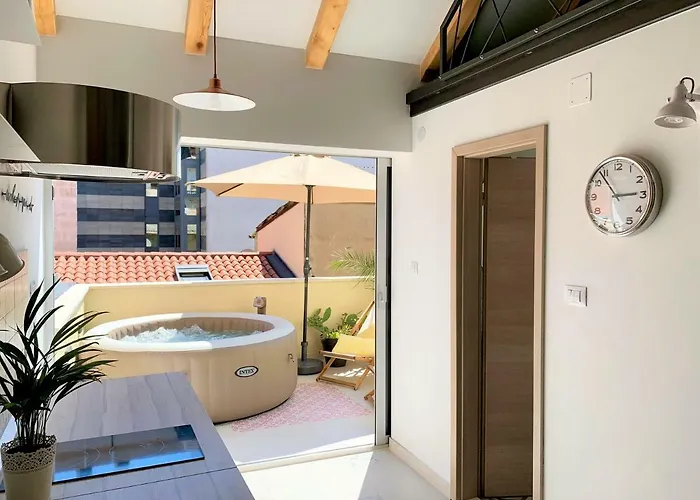 Apartman Shiny Split