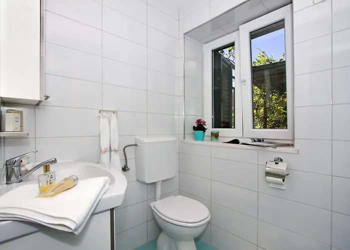Shiny Apartment *